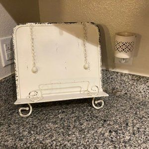 Farmhouse Metal Weighted Cookbook Holder - Ivory